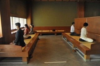 一泊参禅体験及び世界禅チャレンジ