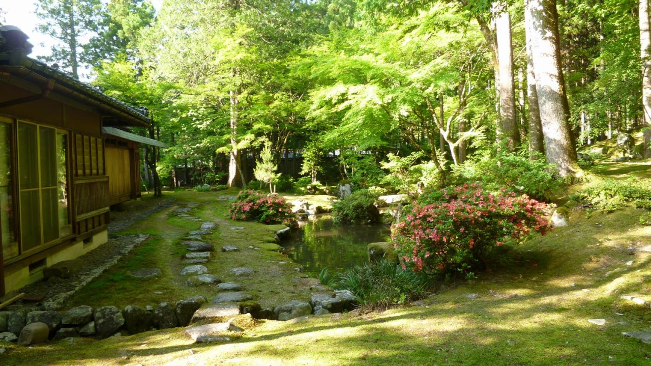 春の庭園