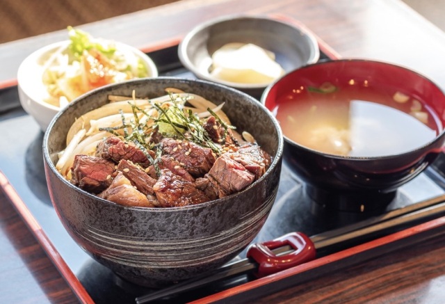 焼肉ビアハウス蘭燈