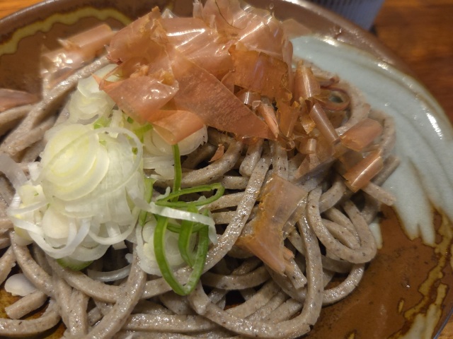 越前めん処　江戸屋