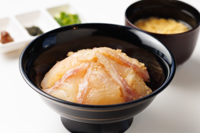 ゆたか水産　極み海鮮丼（道の駅　南えちぜん山海里）