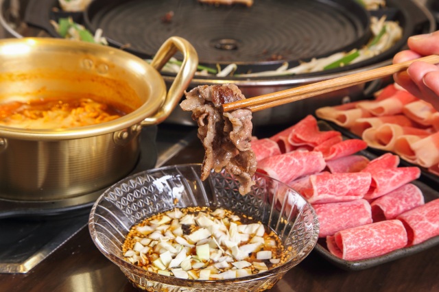 韓国料理専門店 鉄鍋屋