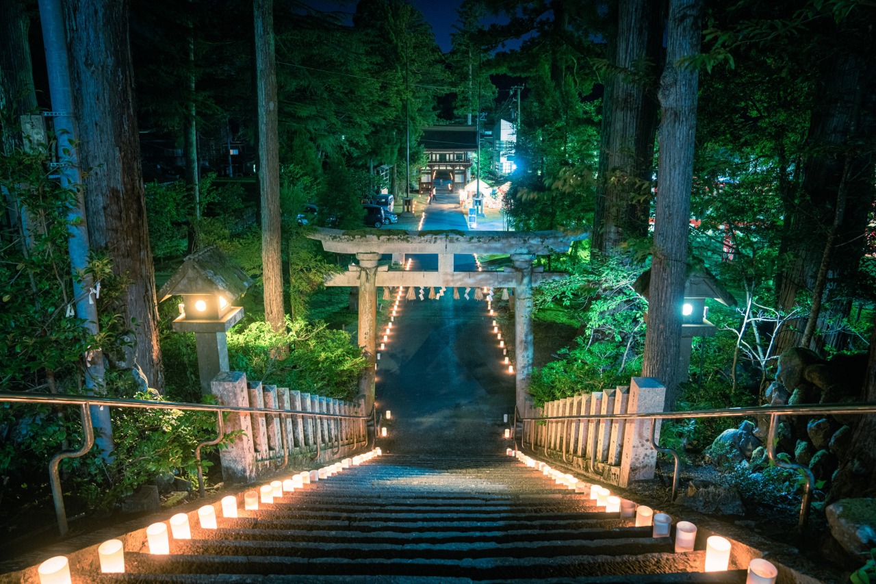 須波阿須疑神社参道