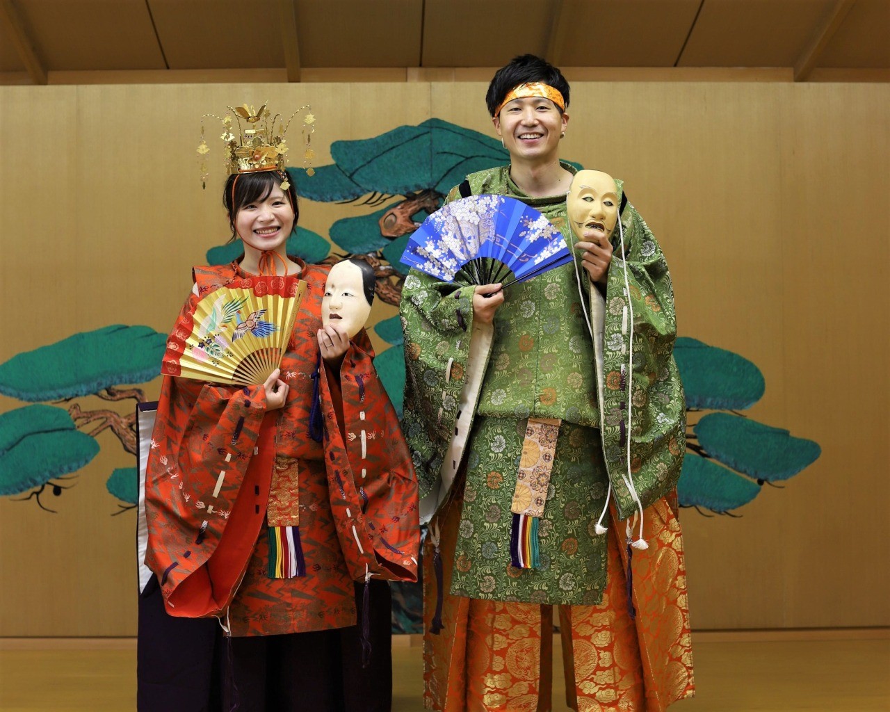 呉羽（左）と高砂（右）