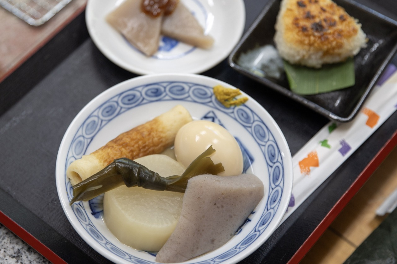 食や体験のブースが町内あちこちに出店