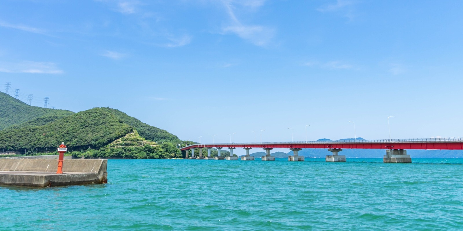 若狭湾に架かる絶景ロード「青戸の大橋」